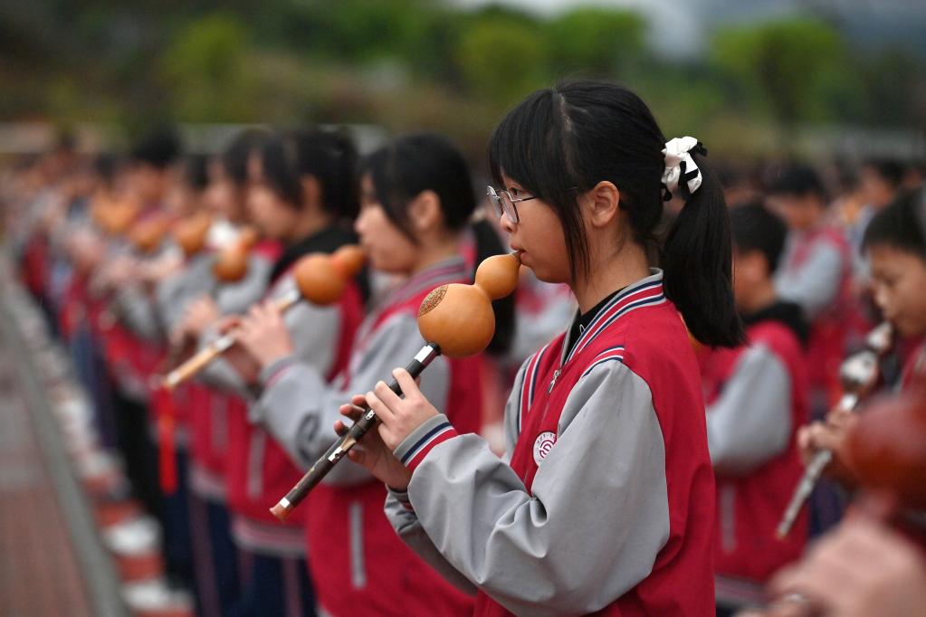 廣西蒼梧：“非遺”吹響大課間