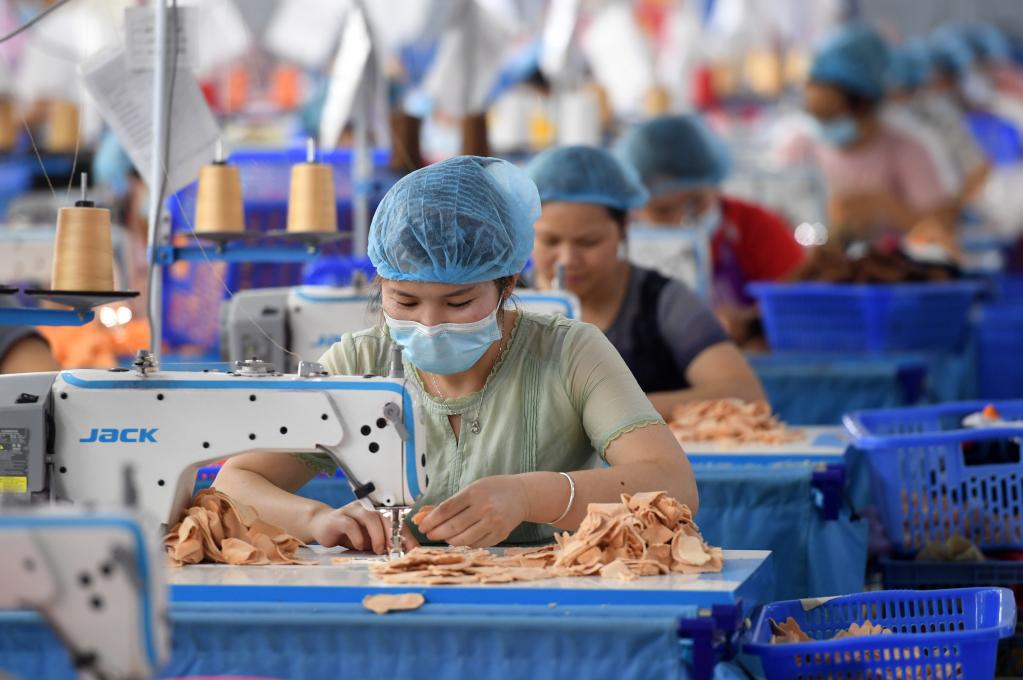 廣西靈川：忙生產 促發展